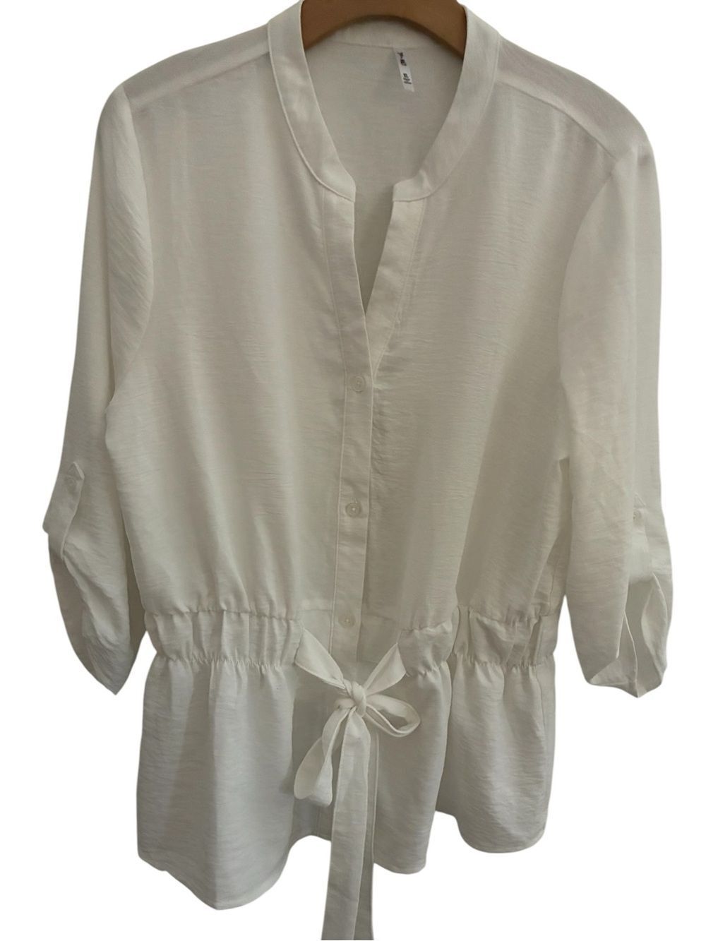 3rd + Malt Women's White Tie-Waist Button Front Blouse Size XL